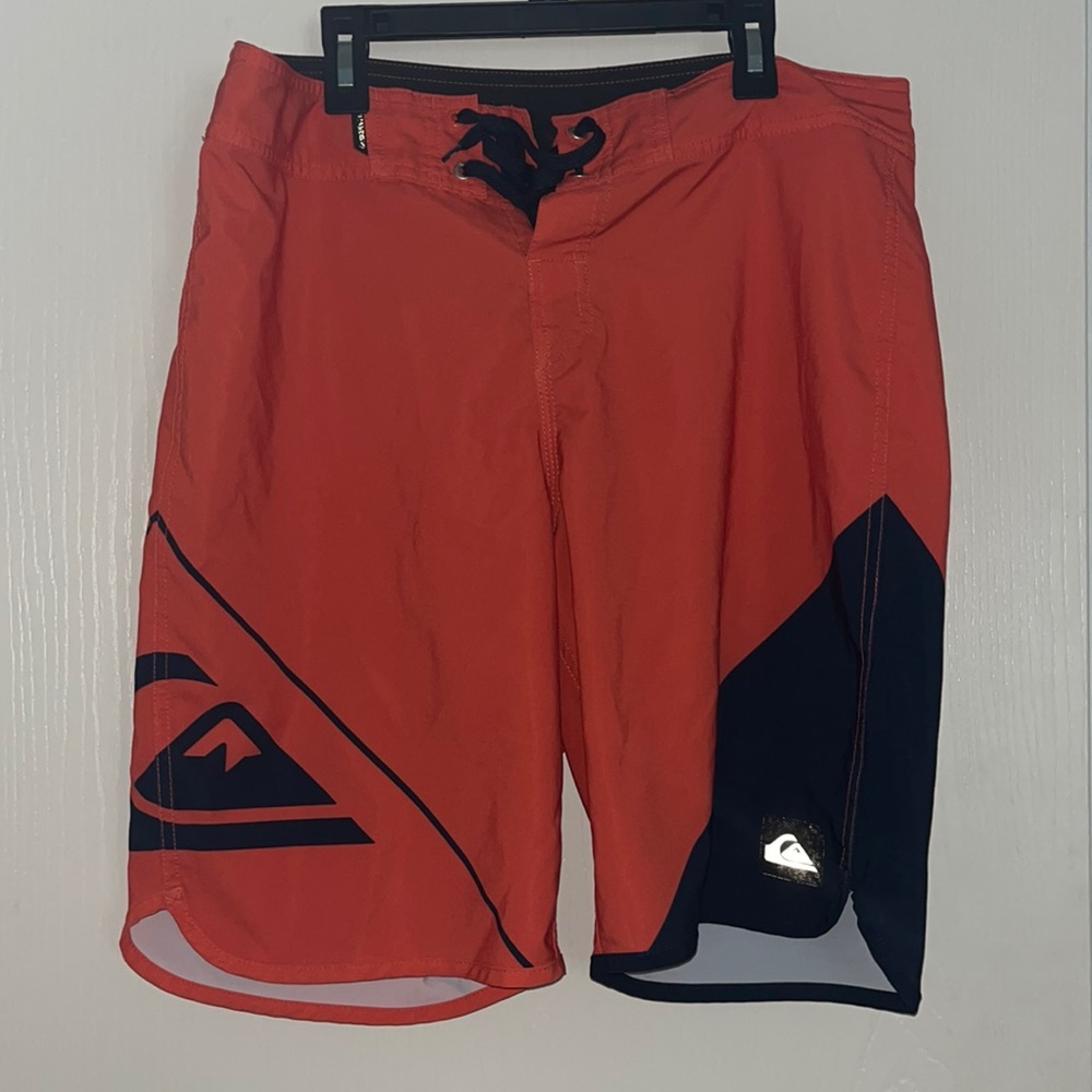O’Neill Boardshorts size 32.